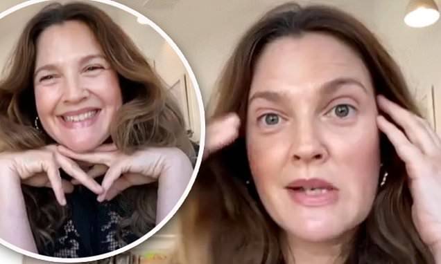 Drew Barrymore reveals she 'cried every day, all day long' while trying to homeschool her daughters - dailymail.co.uk