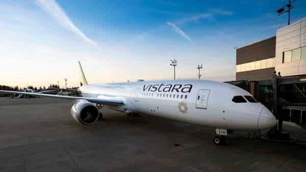 Vistara defers payments to some suppliers, some staff to take 'no-pay' leave - livemint.com - city New Delhi - India