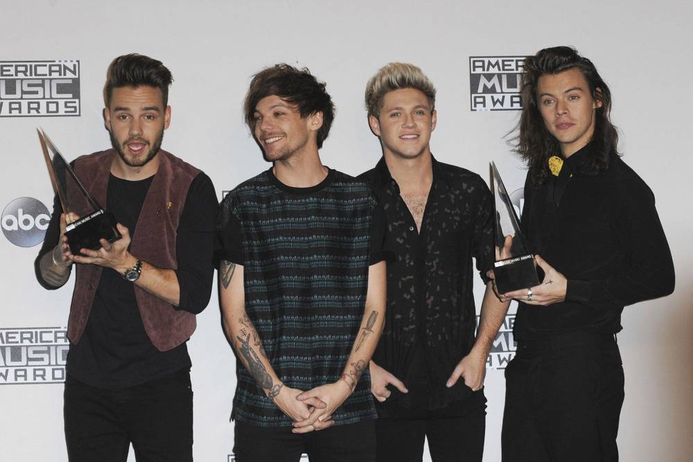 Zayn Malik - One Direction reunion to be small TV affair – report - hollywood.com - Britain