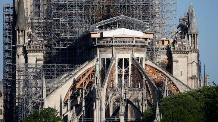 Emmanuel Macron - Year after Notre Dame fire, restoration stalled by coronavirus - fox29.com - France