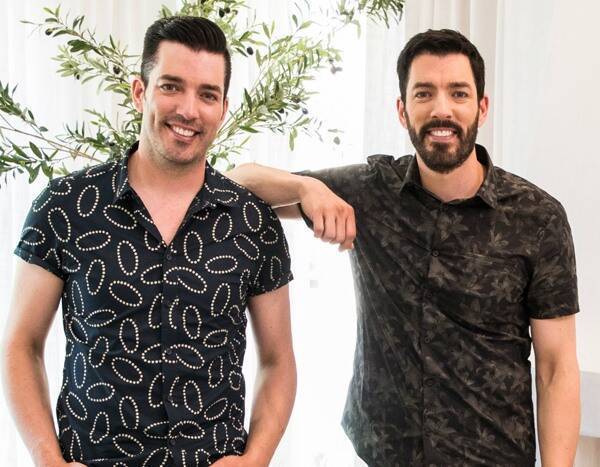 Jonathan Scott - Drew Scott - How Property Brothers Drew and Jonathan Scott Are Staying as Close as Ever While Social-Distancing - eonline.com