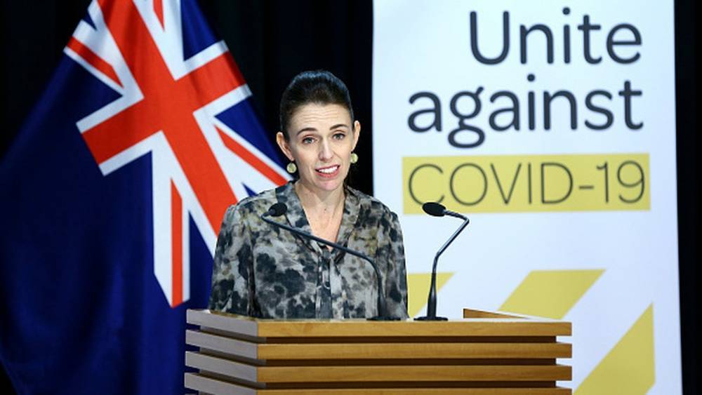 Jacinda Ardern - New Zealand considers plan to ease virus lockdown - rte.ie - New Zealand
