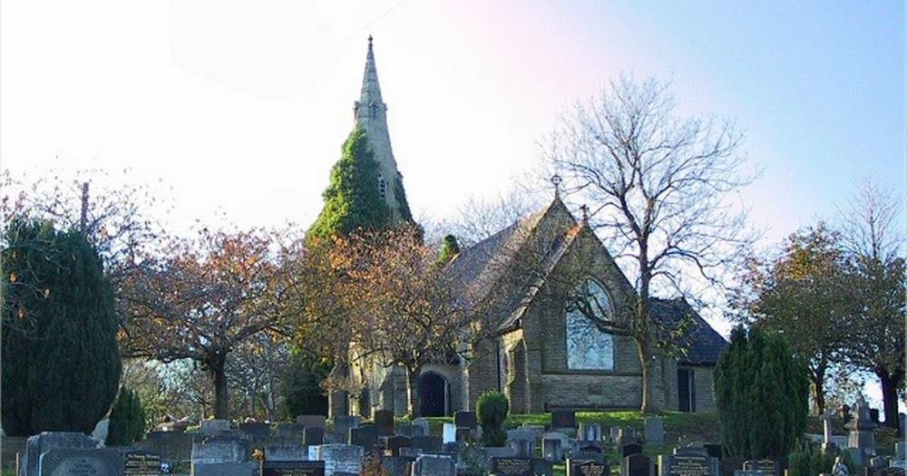 Why burials and cremations in Oldham are going to cost £100 less for the next six months - manchestereveningnews.co.uk - county Oldham
