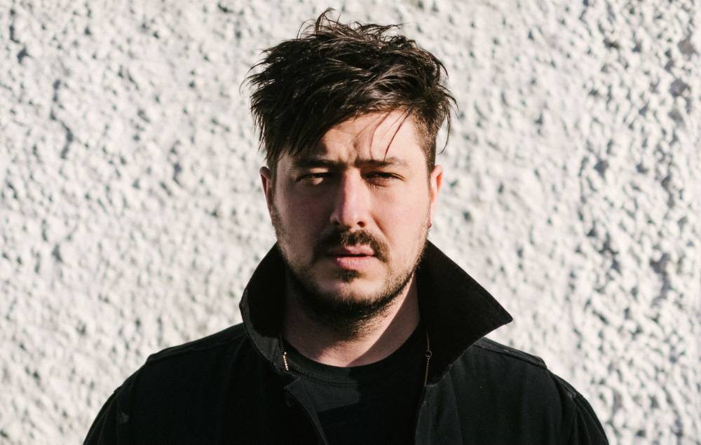 Marcus Mumford - On Me - Watch Marcus Mumford perform an acoustic version of his Major Lazer collaboration ‘Lay Your Head On Me’ - nme.com