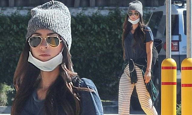 Megan Fox - Megan Fox steps out in solo hours after exchanging kids with Brian Austin Green - dailymail.co.uk - Austin, county Green - county Green