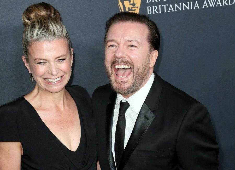 Ricky Gervais - Ricky Gervais and Colm Meaney lead Late Late line-up - evoke.ie - Ireland