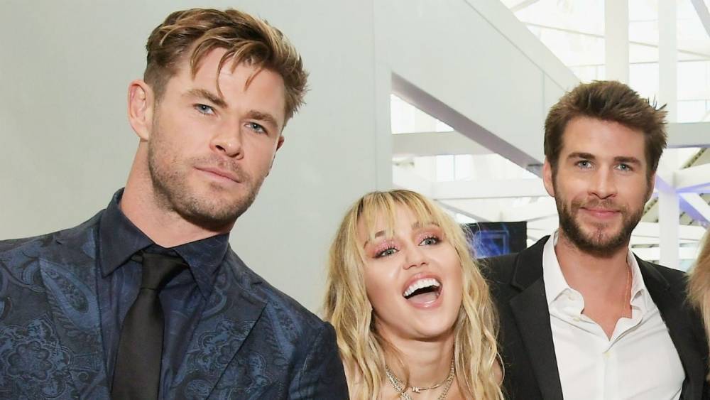Chris Hemsworth - Liam Hemsworth - Sam Hargrave - Chris Hemsworth Seemingly Pokes Fun at Brother Liam Hemsworth's Split From Miley Cyrus - etonline.com - Australia