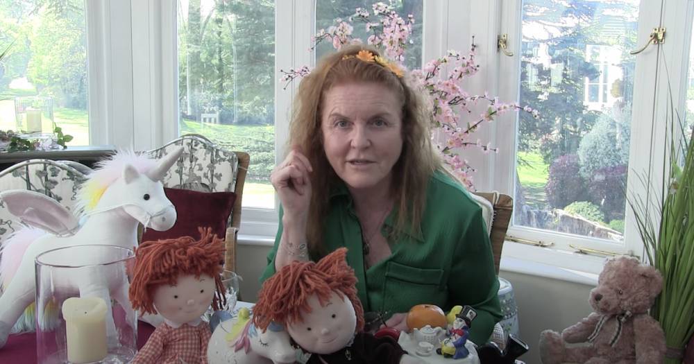 prince Andrew - Sarah Ferguson - Inside Sarah Ferguson's home as she mops floors and shows off quirky ornament collection - ok.co.uk - county Windsor