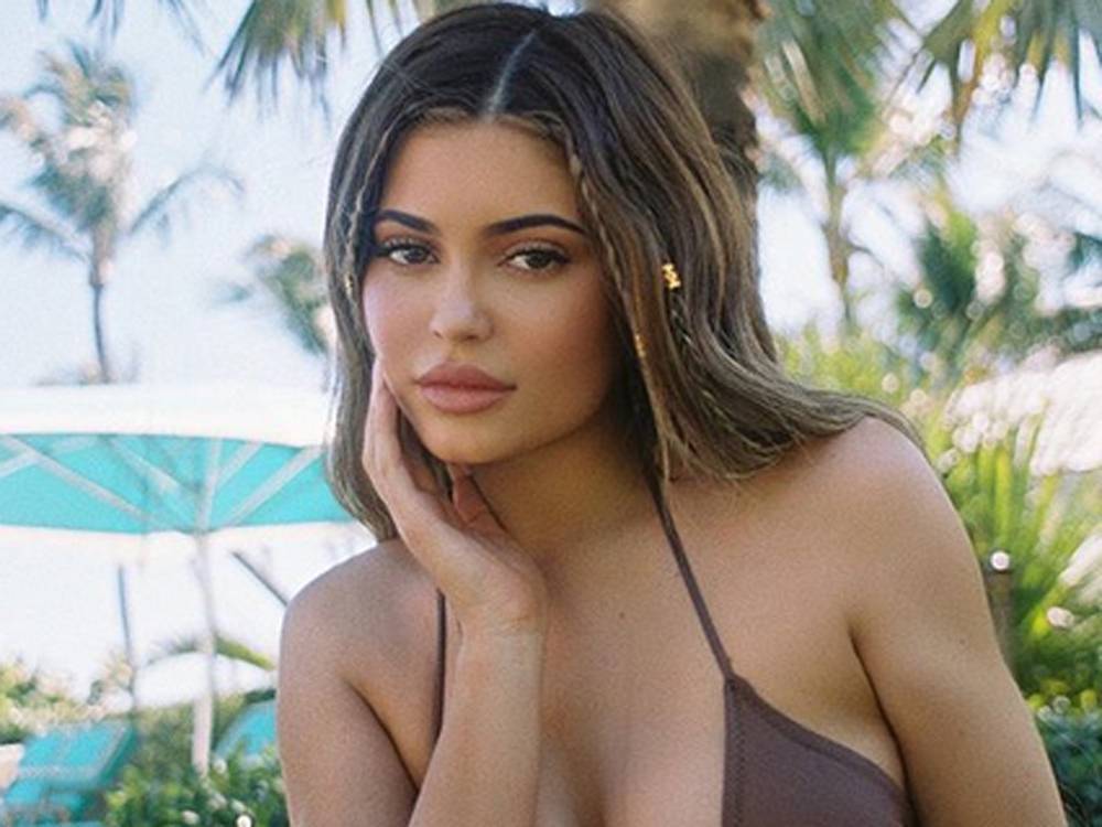 Kylie Jenner - 'She's so skinny': Kylie Jenner claps back at body shamer - torontosun.com
