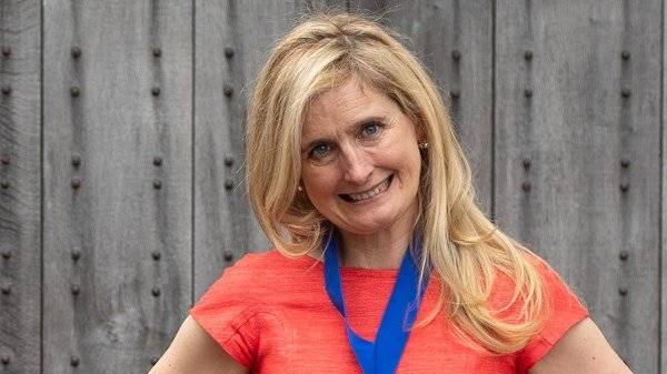 Cressida Cowell to remain Children’s Laureate for further year - breakingnews.ie