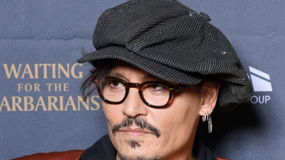 John Lennon - Johnny Depp - Jeff Beck - Johnny Depp Thanks Fans for 'Unwavering Support' as He Joins Instagram - etonline.com