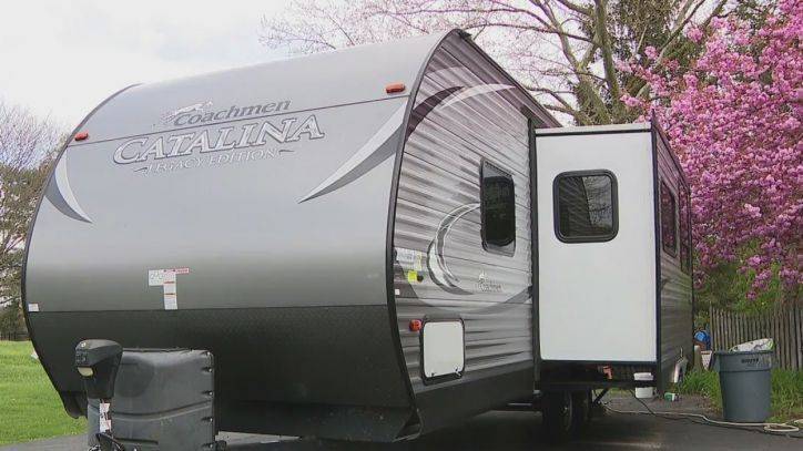 Alex George - Homeowners association denies family's request for RV on property to help physician assistant isolate - fox29.com - state New Jersey - city Moorestown - county Burlington