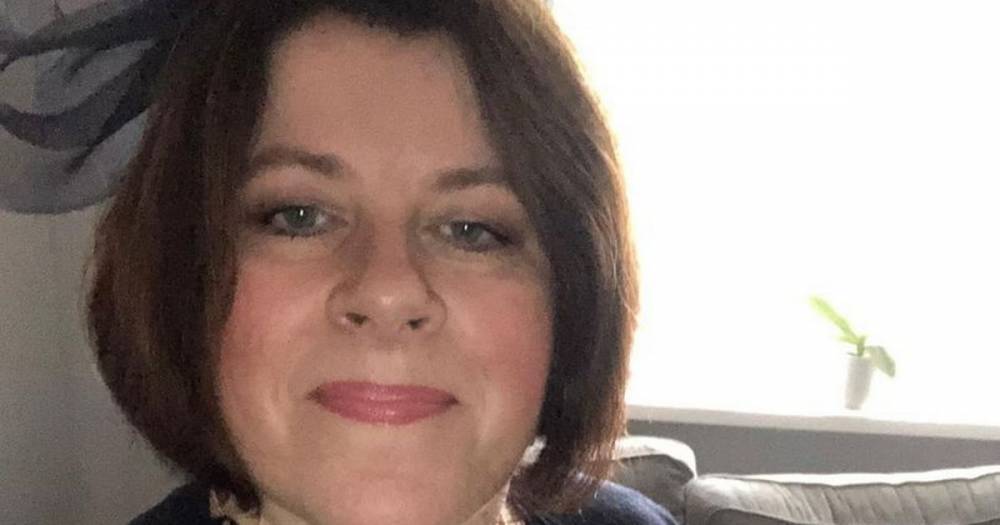 Coronavirus: 'Caring' NHS manager and mum dies at home after testing positive for bug - mirror.co.uk