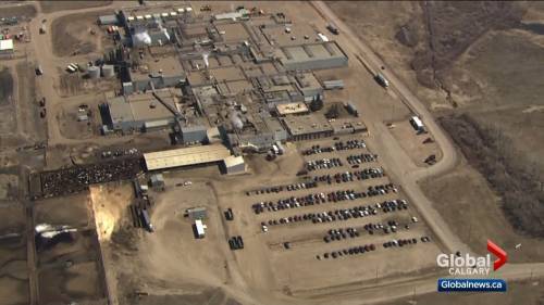 JBS Canada confirms multiple cases of COVID-19 at meat packing plant in Brooks - globalnews.ca - Canada - county Brooks