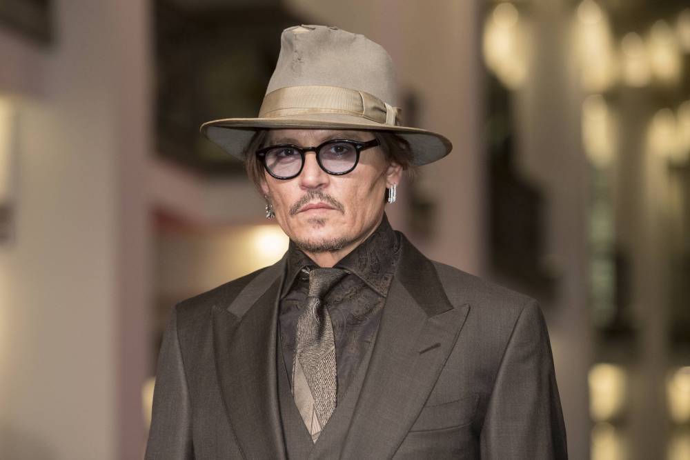 Johnny Depp - Johnny Depp Officially Joins Instagram, Shares 8-Minute Video Discussing ‘Invisible Enemy’ COVID-19 - etcanada.com