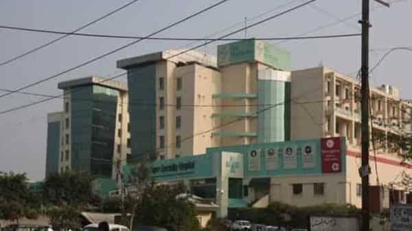 Max Healthcare - Abhay Soi - Health insurers in a fix as pvt hospitals seek higher rates for covid treatment - livemint.com - city New Delhi - city Mumbai - city Delhi