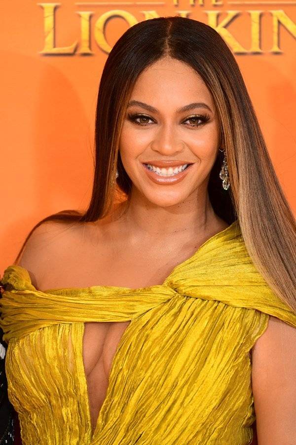 Beyonce surprises fans with performance on Disney Family Singalong - breakingnews.ie