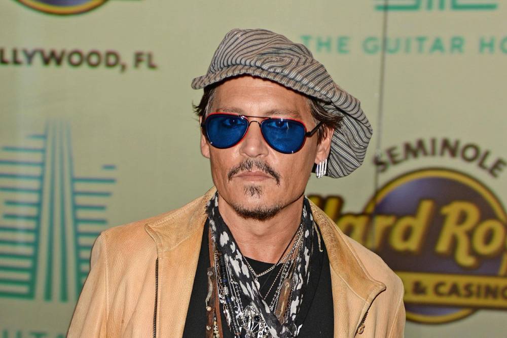 Johnny Depp - Joe Perry - Johnny Depp shares first message on Instagram - hollywood.com