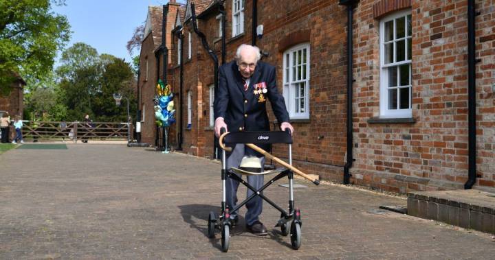 Tom Moore - Hannah Ingram Moore - prince William - 99-year-old British WWII vet walks laps to raise astounding $33M for coronavirus relief - globalnews.ca - Britain