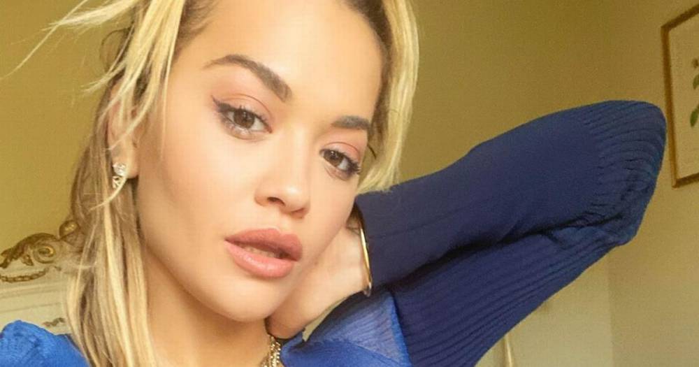 Rita Ora - Rita Ora shares defiant bedroom selfie after being criticised for fleeing to country home - mirror.co.uk - Britain