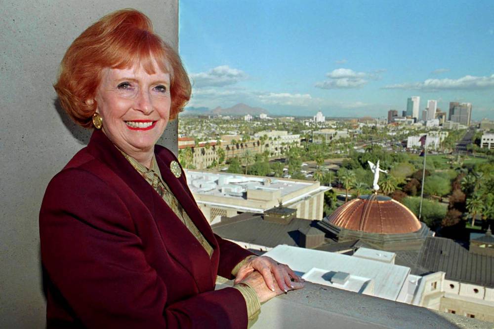 Doug Ducey - Jane Hull, first woman elected Arizona governor, dies at 84 - clickorlando.com - state Arizona