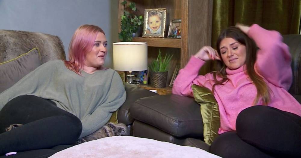 Gogglebox fans accuse sisters Ellie and Izzi of 'not following' lockdown rules - dailystar.co.uk
