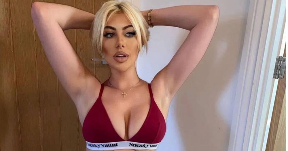 Chloe Ferry - Chloe Ferry accused of Photoshop fail in now deleted underwear snap - mirror.co.uk