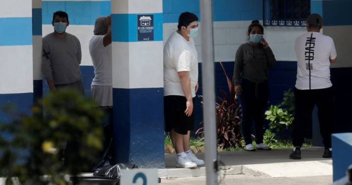 Alejandro Giammattei - U.S. flight carrying migrants back to Guatemala infected with coronavirus: president - globalnews.ca - Usa - Guatemala - city Guatemala