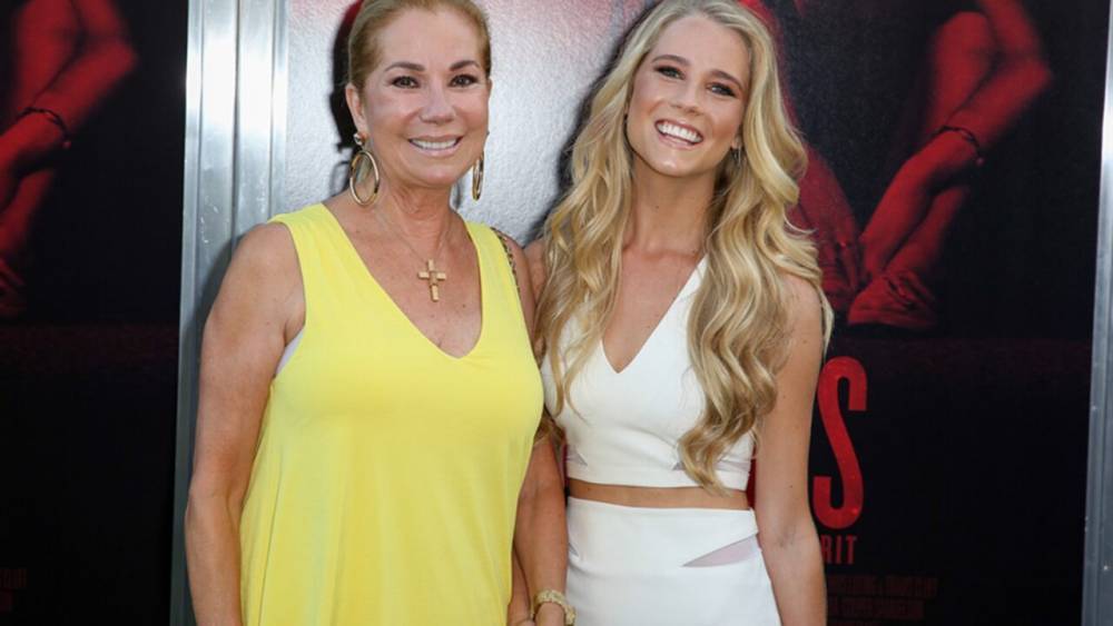 Kathie Lee - Kathie Lee Gifford's daughter says quarantine is 'turning me into my mother' in twin pic - foxnews.com - state Florida
