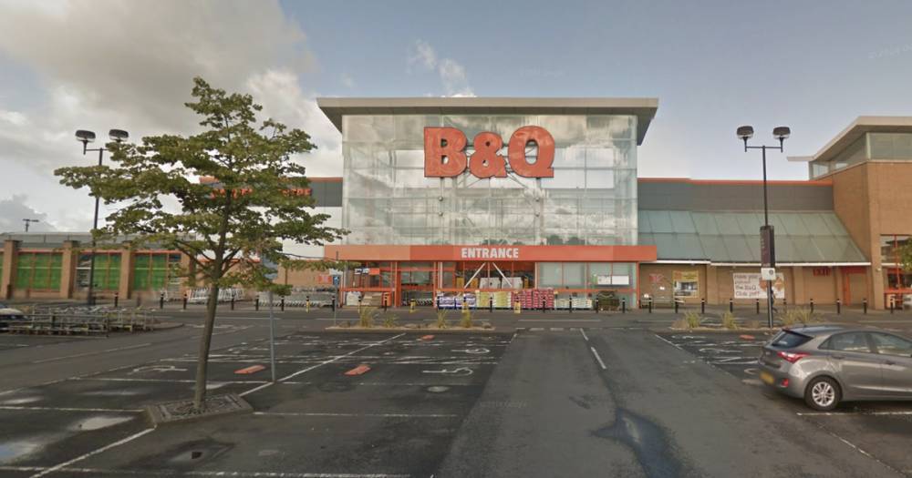 Single Scots B&Q store reopens - and it's offering click and collect - dailyrecord.co.uk - Britain - Scotland