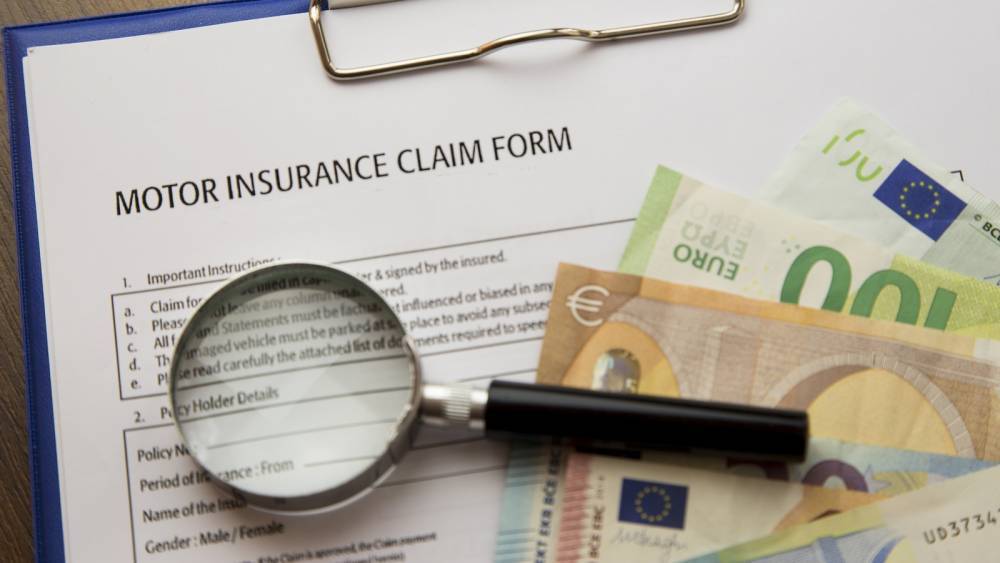 Paschal Donohoe - Insurance Ireland - Motor insurance body to examine Covid-19 refund scheme - rte.ie - Ireland