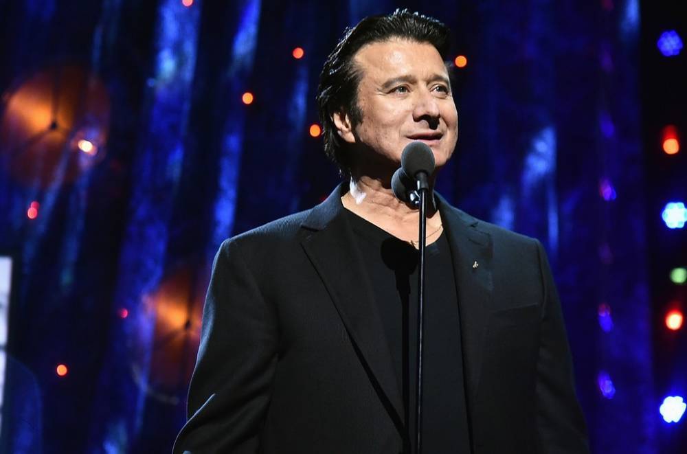 Steve Perry Performs A Cappella Rendition of Beach Boys' 'In My Room': Watch - billboard.com