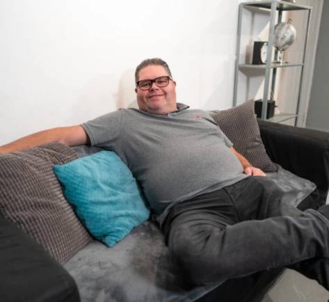 Jonathan Tapper - Gogglebox’s Jonathan Tapper was left fighting for life after falling ill with coronavirus - thesun.co.uk