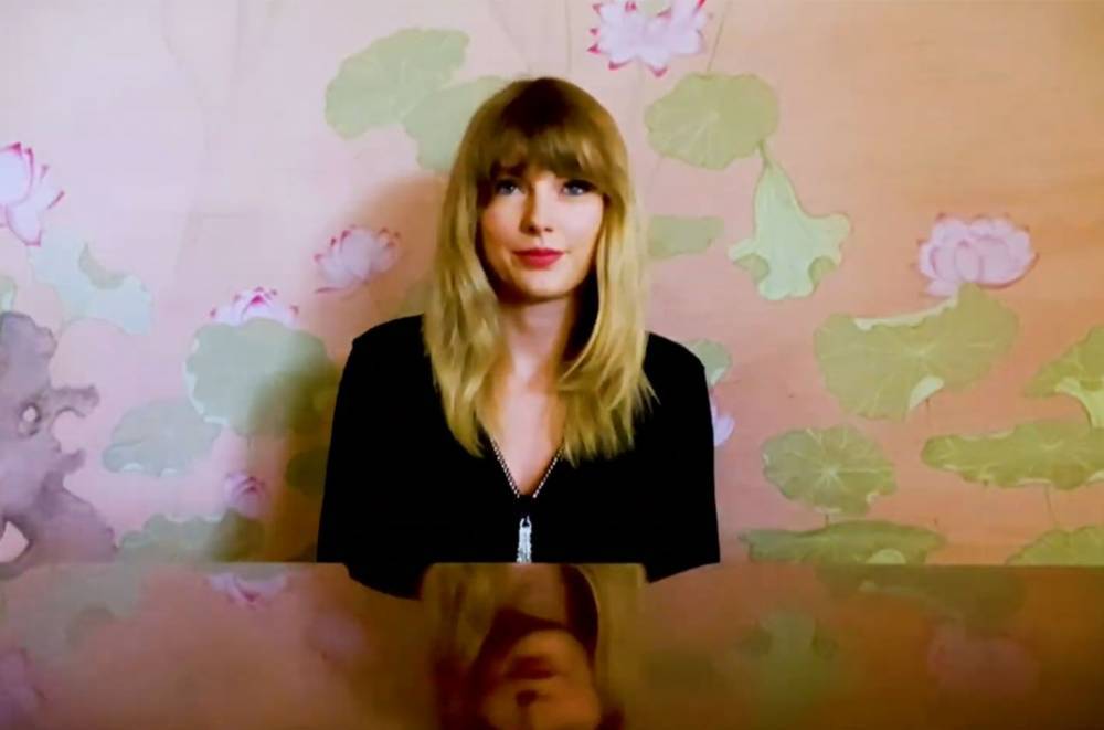 Jimmy Fallon - Taylor Swift Sings Heart-Rending 'Soon You'll Get Better' During 'One World' Concert - billboard.com