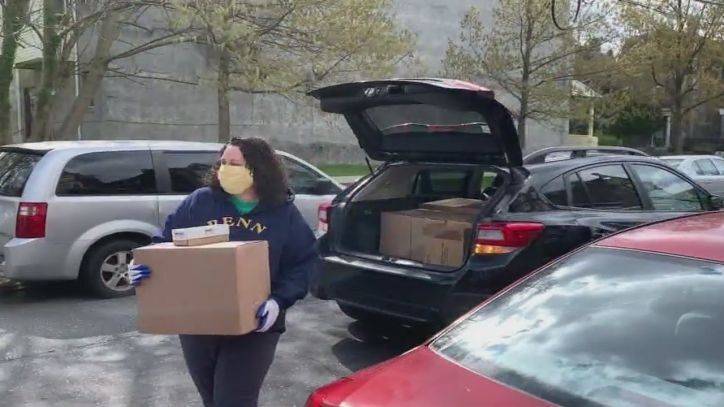 Bill Anderson - Philadelphia teacher delivers groceries to people in need amid COVID-19 pandemic - fox29.com - state Pennsylvania