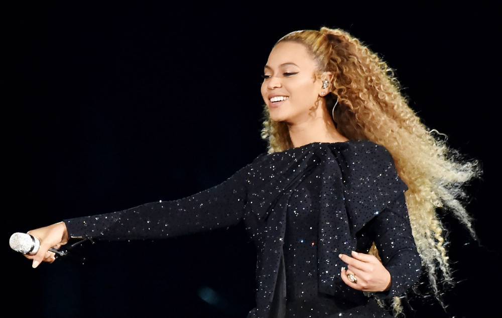 Beyoncé shares emotional coronavirus message: “This virus is killing black people at an alarmingly high rate” - nme.com - Usa