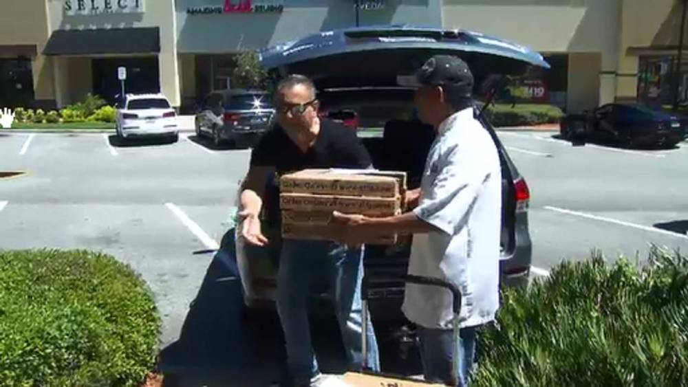 Orlando kickboxing club owner delivering pizzas to local hospitals - clickorlando.com