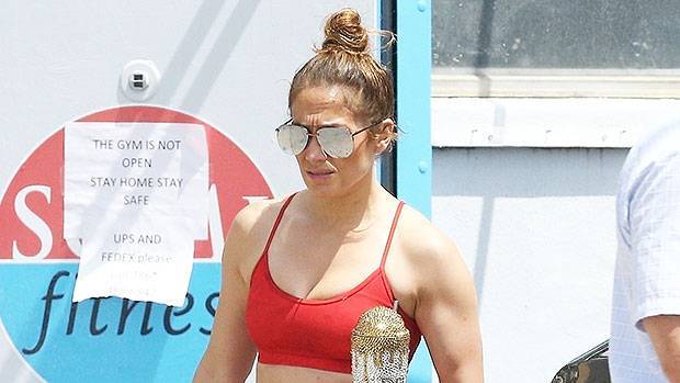 Ron Desantis - Jennifer Lopez - Alex Rodriguez - Jennifer Lopez Bares Her Abs In Crop Top After Leaving The Gym Before Florida Lockdown - hollywoodlife.com - state Florida