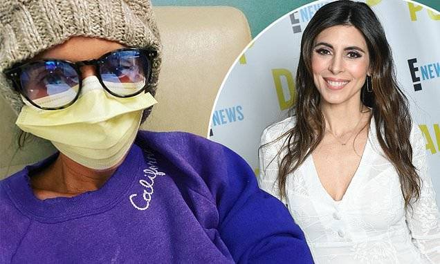 Jamie-Lynn Sigler expresses gratitude to medical staff 'risking their lives daily for us' - dailymail.co.uk