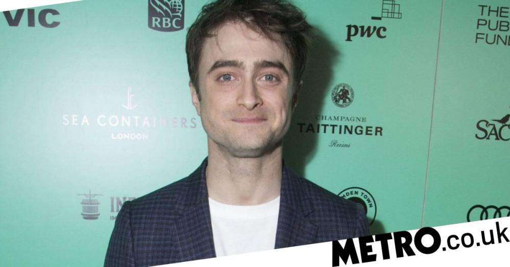 Stephen Colbert - Daniel Radcliffe - Daniel Radcliffe opens up about bizarre coronavirus claims after he was target of Covid-19 hoax - metro.co.uk