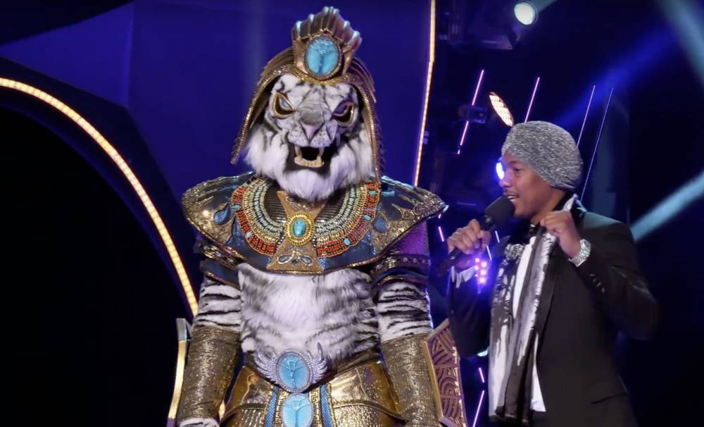 Nicole Scherzinger - Robin Thicke - Ken Jeong - ‘The Masked Singer’: The White Tiger Gets Mauled In Week 10 — See What Sports Superstar Was Under The Mask - etcanada.com