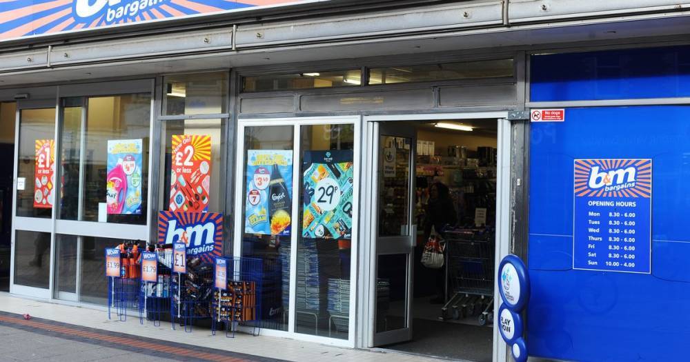 B&M Bargains shuts 49 stores across the UK due to coronavirus crisis - dailystar.co.uk - Britain