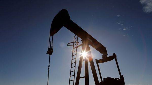 Donald Trump - Global oil prices up on the likelihood of output reduction - livemint.com - city New Delhi - Usa - state Texas - Russia - Saudi Arabia