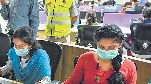 Companies reel under pandemic onslaught, respond with cost restructuring, salary cuts - livemint.com - India