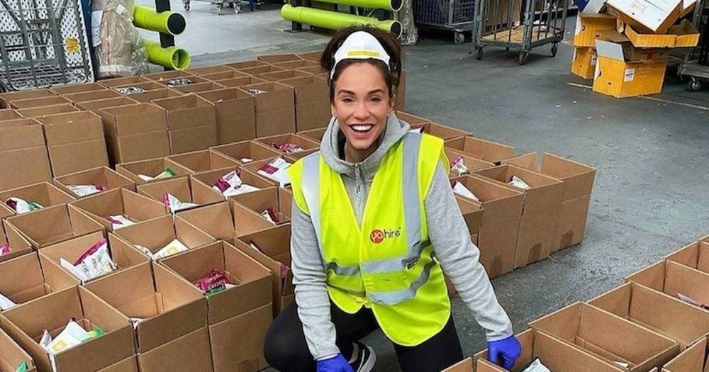 Vicky Pattison - Vicky Pattison makes care packages for vulnerable people amid coronavirus pandemic - mirror.co.uk - Britain