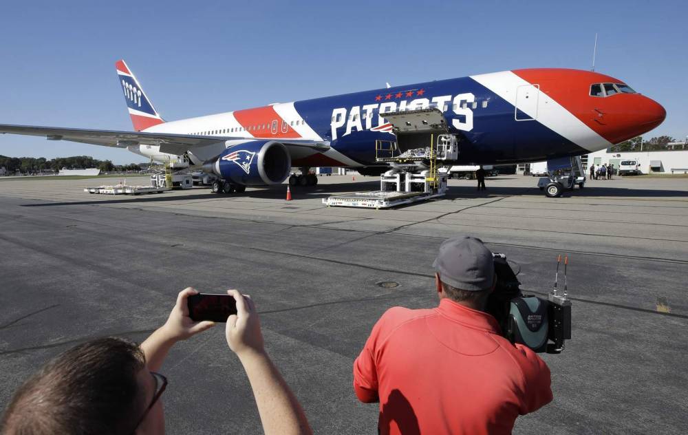 Robert Kraft - Patriots use team plane to help Mass., fly N95 in from China - clickorlando.com - China - state Massachusets