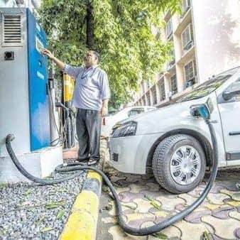 Electric vehicle sales in India up 20% in 2019-20 - livemint.com - city New Delhi - India