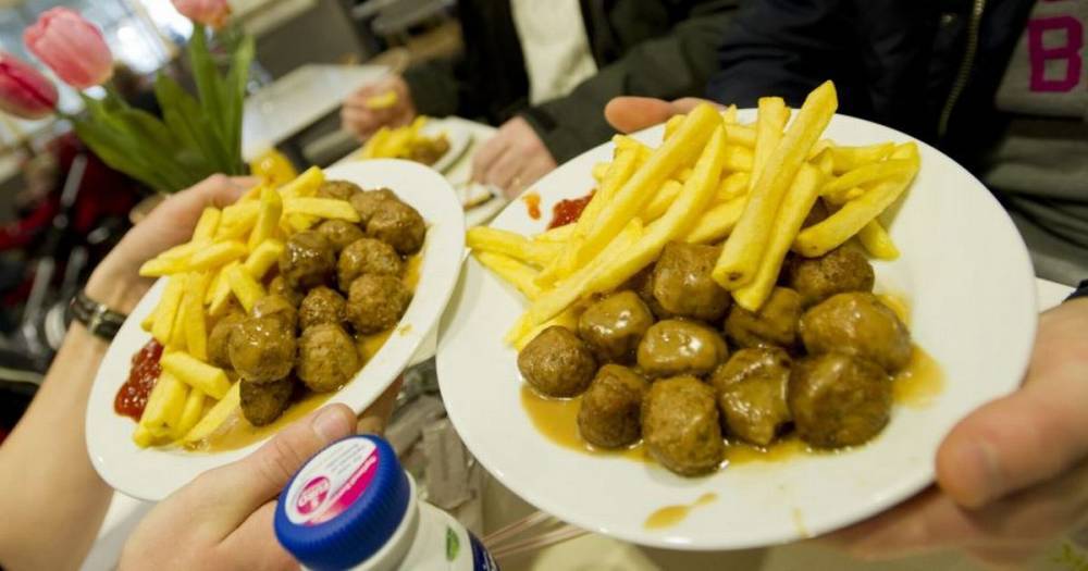 Ikea release iconic Swedish meatballs recipe for fans to try cooking at home in six simple steps - ok.co.uk - Britain - Sweden