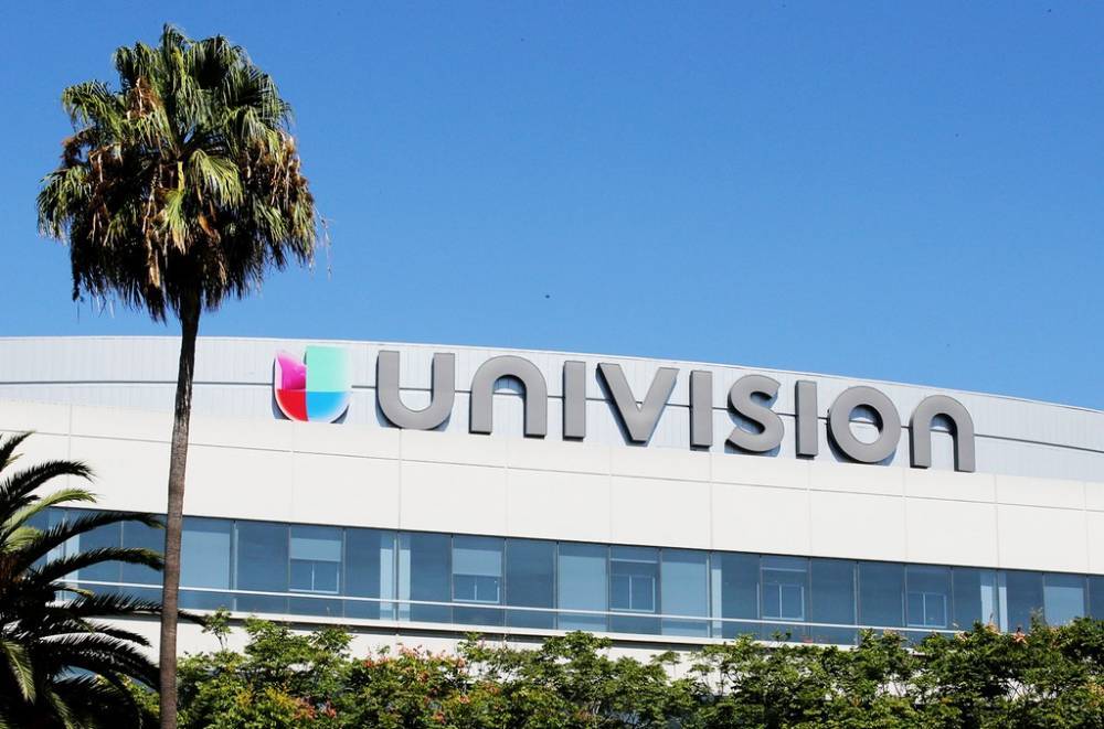 Wade Davis - Univision Discloses Refinanced Debt, Has $650 Million in Available Cash - billboard.com