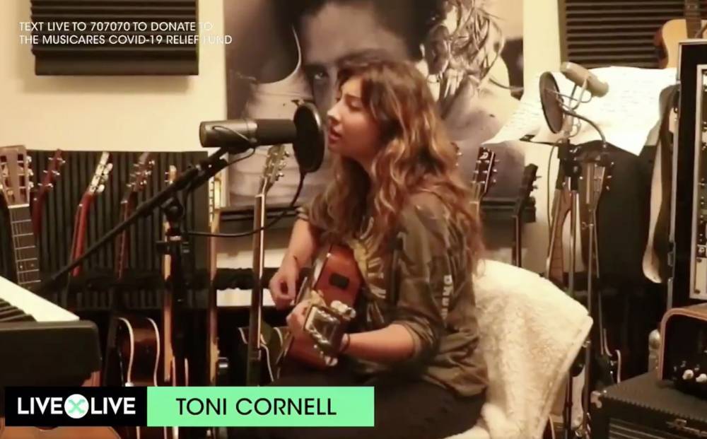 Chris Cornell - Chris Cornell’s Daughter Sings Cover Of ‘Hunger Strike’ By Temple Of The Dog - etcanada.com